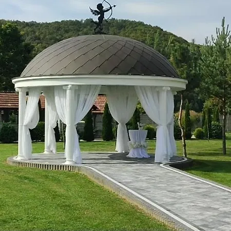 Hotel Elysium Irshava