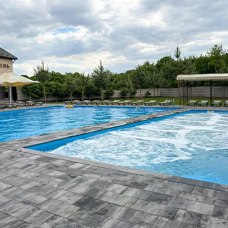 Elysium Hotel *